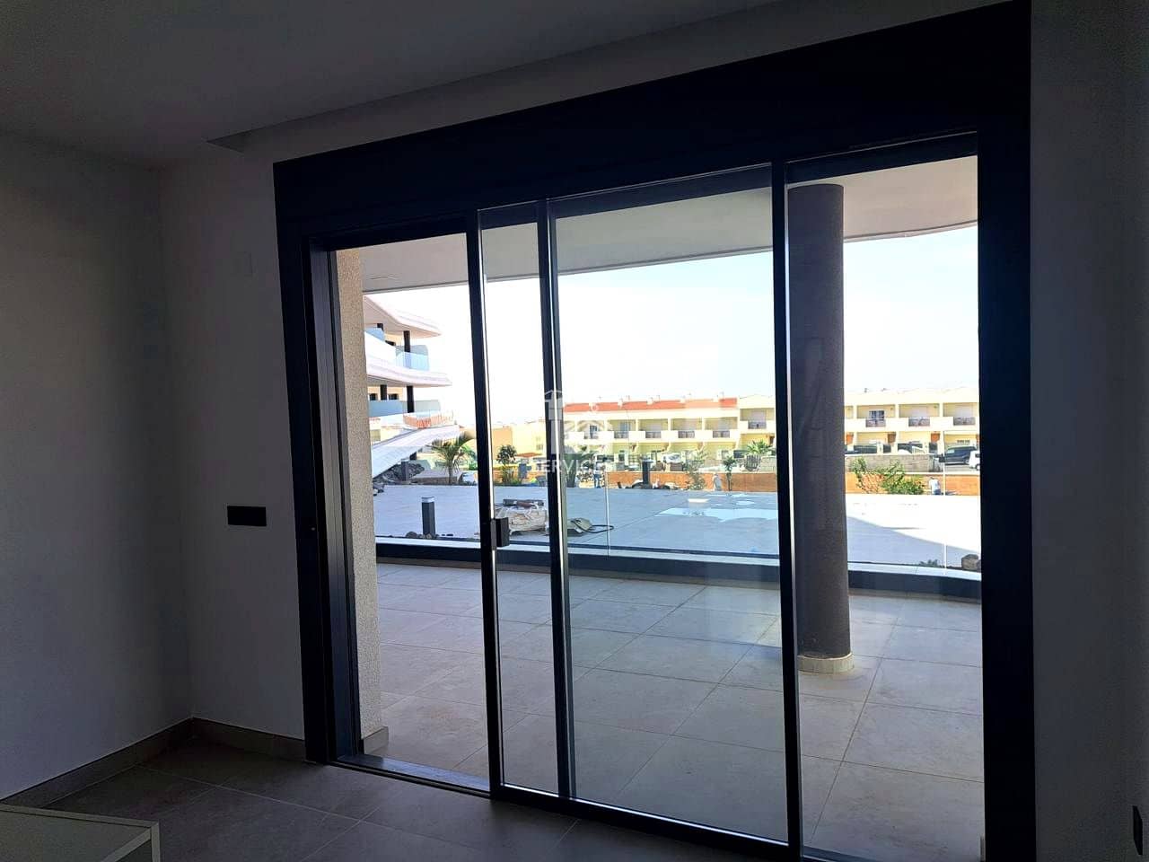 2 Zimmer Wohnung zu verkaufen in Costa Adeje mit Pool Garage - 590.000 € (Ref: 9413709)
