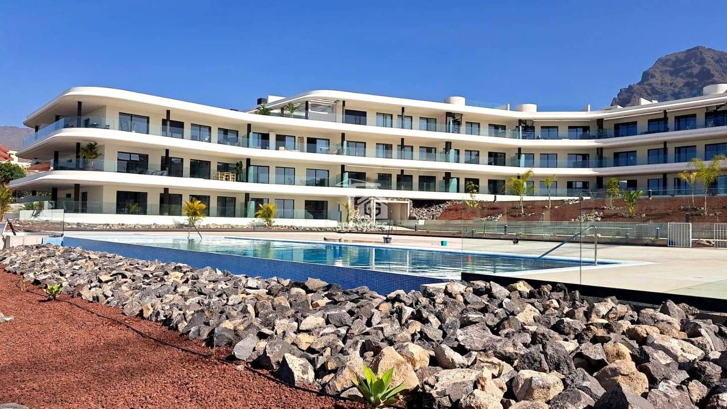 2 slaapkamer Flat te koop in Adeje met zwembad garage - € 550.000 (Ref: 9413710)