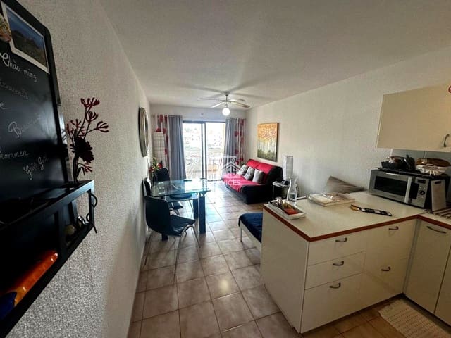 1 chambre Appartement à vendre à Arona avec piscine garage - 290 000 € (Ref: 9413841)
