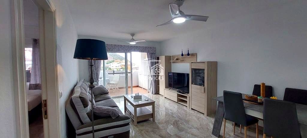 2 bedroom Flat for sale in Costa Adeje with pool garage - € 335,000 (Ref: 9415652)