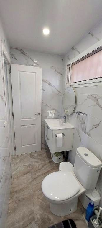 2 bedroom Flat for sale in Costa Adeje with pool garage - € 335,000 (Ref: 9415652)