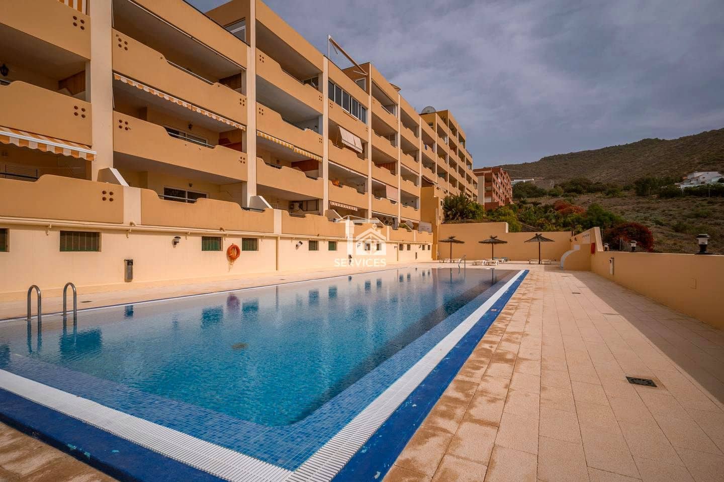 2 bedroom Flat for sale in Costa Adeje with pool garage - € 335,000 (Ref: 9415652)