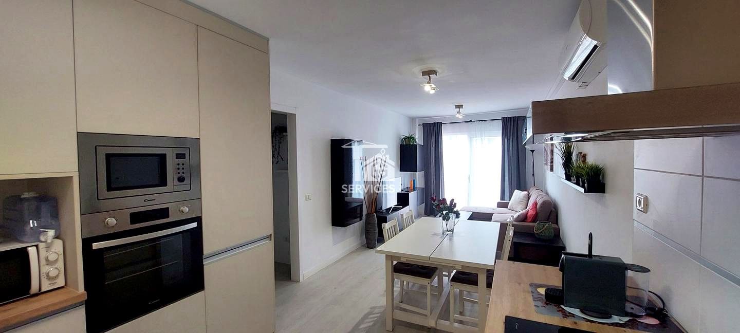 2 slaapkamer Flat te koop in Adeje met garage - € 265.000 (Ref: 9417870)