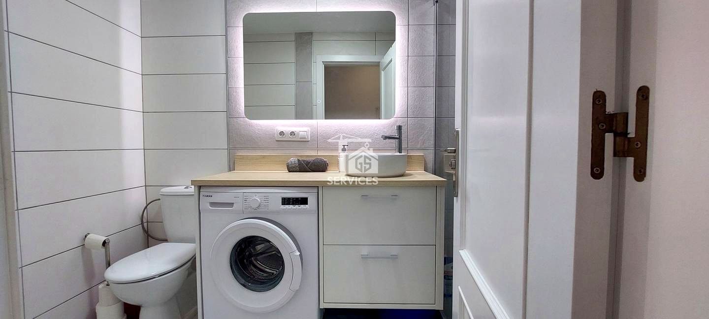 2 slaapkamer Flat te koop in Adeje met garage - € 265.000 (Ref: 9417870)