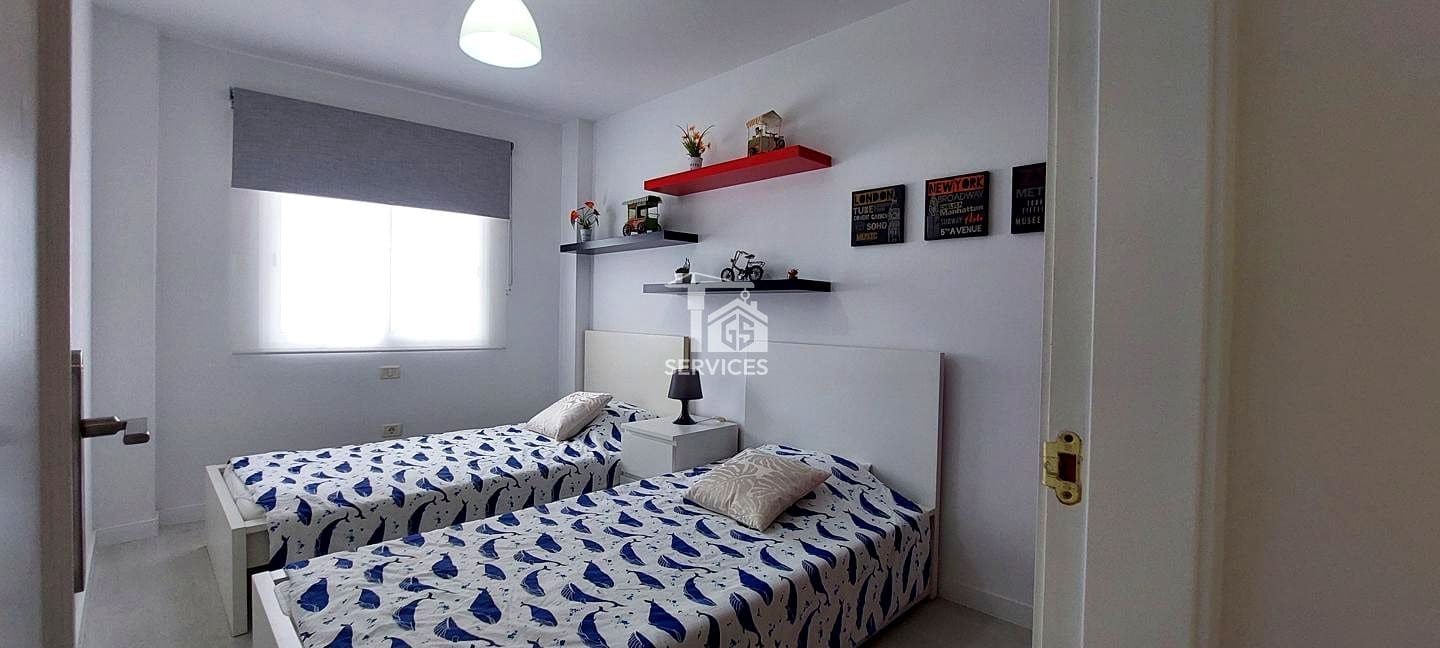 2 slaapkamer Flat te koop in Adeje met garage - € 265.000 (Ref: 9417870)