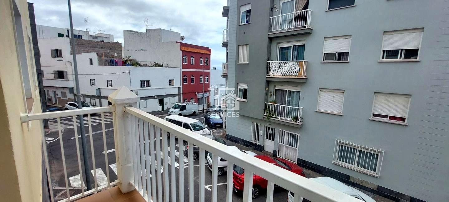 2 slaapkamer Flat te koop in Adeje met garage - € 265.000 (Ref: 9417870)