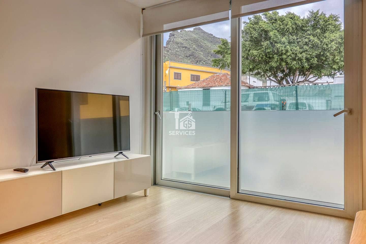 2 slaapkamer Flat te koop in Adeje met zwembad - € 325.000 (Ref: 9419286)