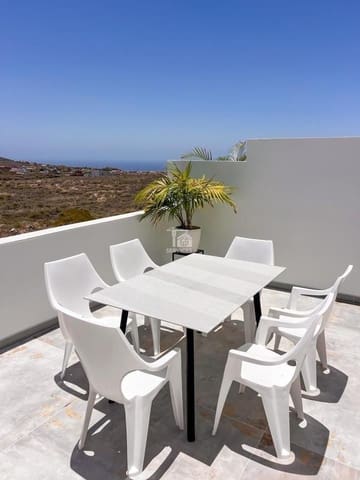 2 makuuhuone Asunto myytävänä paikassa Arona mukana 
autotalli - 239 000 € (Ref: 9421781)