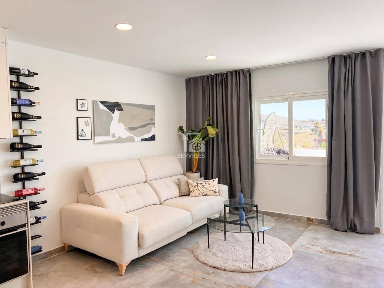 2 bedroom Flat for sale in Arona with garage - € 239,000 (Ref: 9421781)