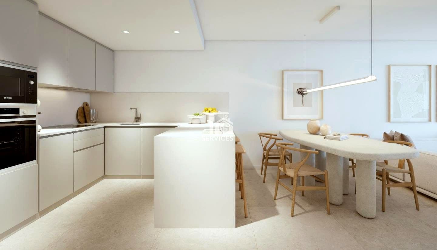 2 makuuhuone Asunto myytävänä paikassa Adeje mukana uima-altaan 
autotalli - 653 000 € (Ref: 9425380)