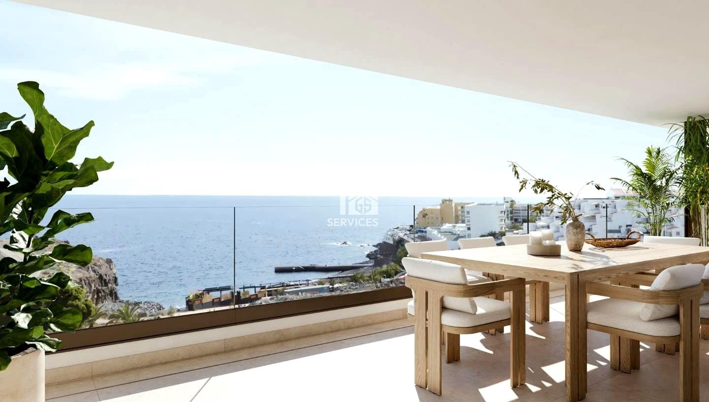 2 makuuhuone Asunto myytävänä paikassa Adeje mukana uima-altaan 
autotalli - 653 000 € (Ref: 9425380)