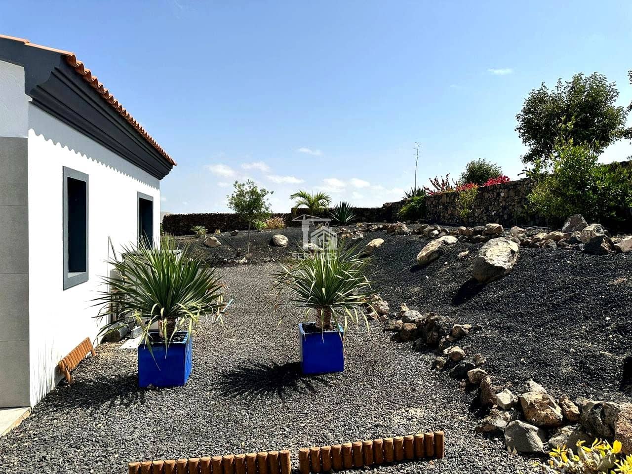 2 slaapkamer Villa te koop in La Oliva met zwembad garage - € 620.000 (Ref: 9425439)