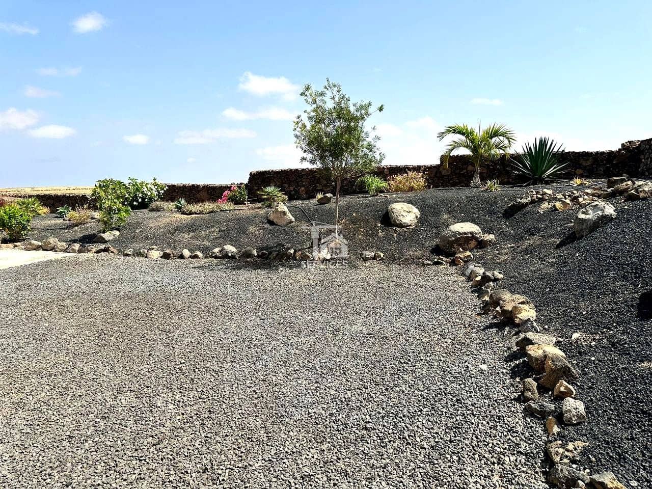 2 slaapkamer Villa te koop in La Oliva met zwembad garage - € 620.000 (Ref: 9425439)