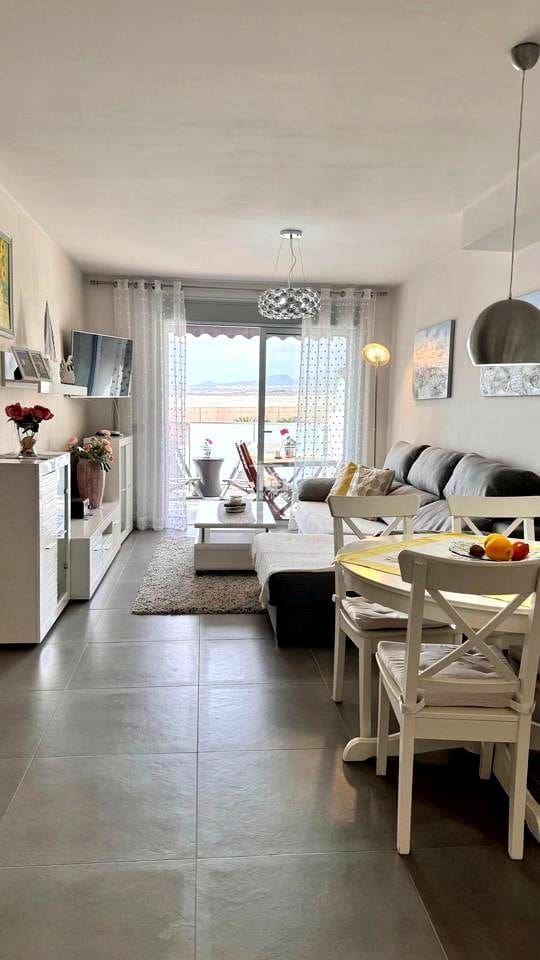 3 slaapkamer Flat te koop in Granadilla de Abona met garage - € 375.000 (Ref: 9425646)