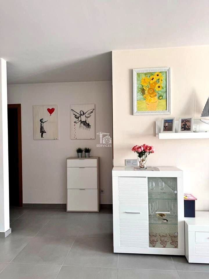 3 slaapkamer Flat te koop in Granadilla de Abona met garage - € 375.000 (Ref: 9425646)