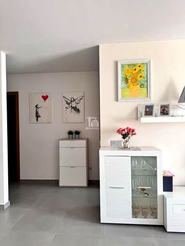 3 slaapkamer Flat te koop in Granadilla de Abona met garage - € 375.000 (Ref: 9425646)