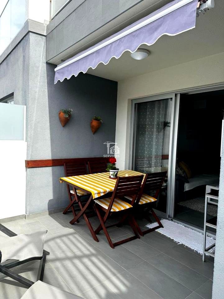 3 slaapkamer Flat te koop in Granadilla de Abona met garage - € 375.000 (Ref: 9425646)