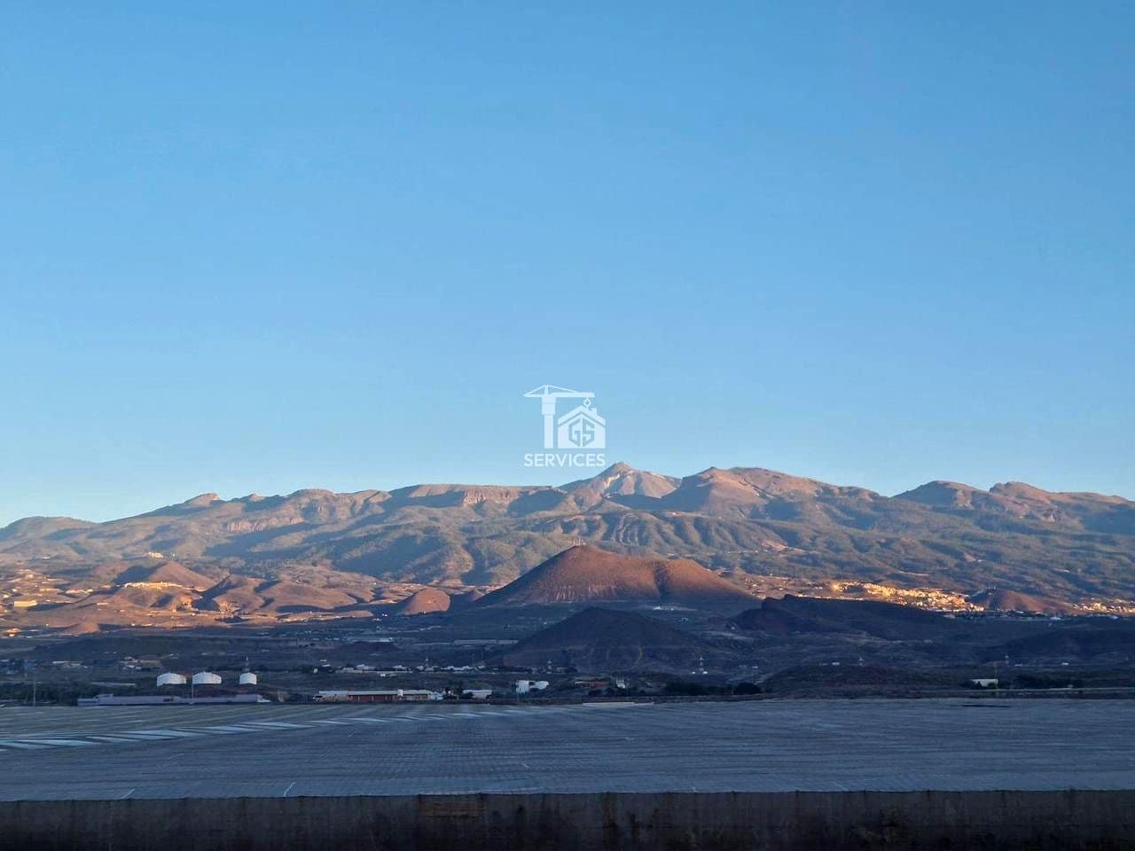 3 slaapkamer Flat te koop in Granadilla de Abona met garage - € 375.000 (Ref: 9425646)