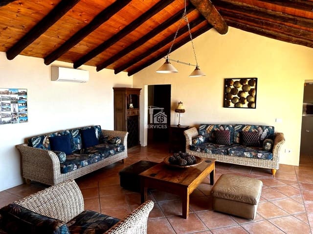 5 camera da letto Finca/Casa di Campagna in vendita in Arona con piscina garage - 800.000 € (Rif: 9425647)
