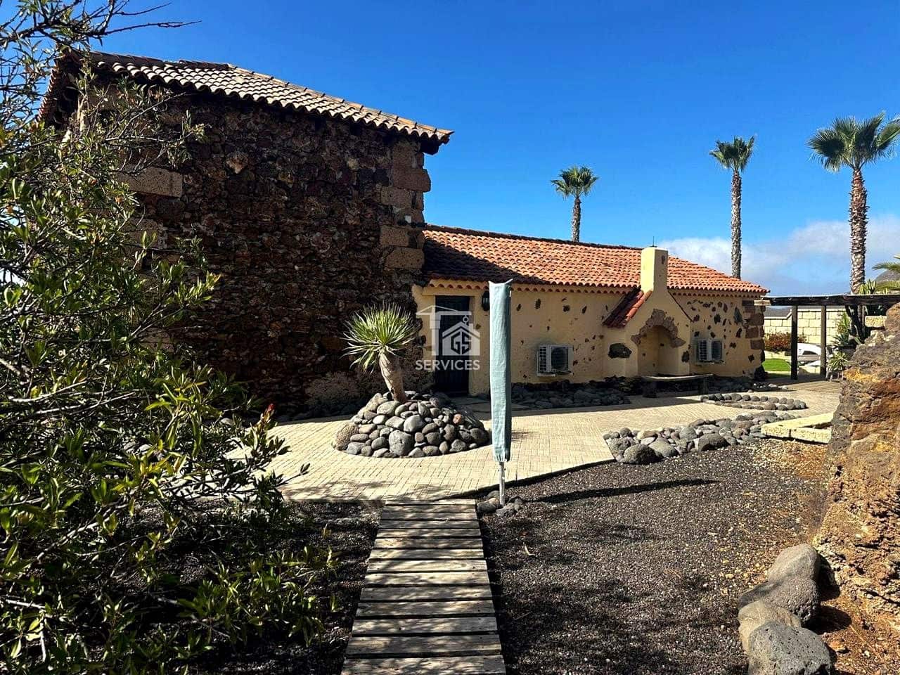 5 camera da letto Finca/Casa di Campagna in vendita in Arona con piscina garage - 800.000 € (Rif: 9425647)