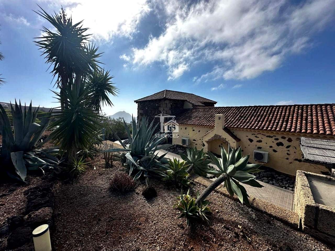 5 camera da letto Finca/Casa di Campagna in vendita in Arona con piscina garage - 800.000 € (Rif: 9425647)