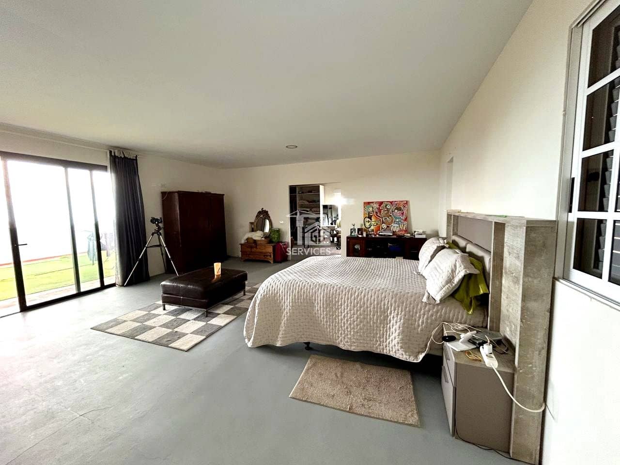 9 soveværelse Villa til salg i Arona med swimmingpool garage - € 880.000 (Ref: 9425649)