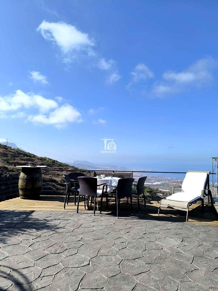 6 slaapkamer Finca/Landhuis te koop in Adeje met garage - € 850.000 (Ref: 9426546)