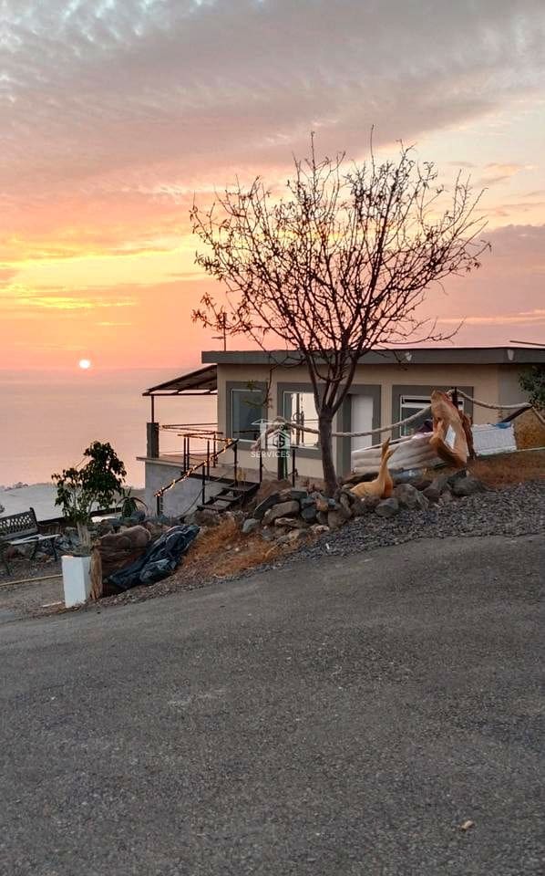 6 slaapkamer Finca/Landhuis te koop in Adeje met garage - € 850.000 (Ref: 9426546)