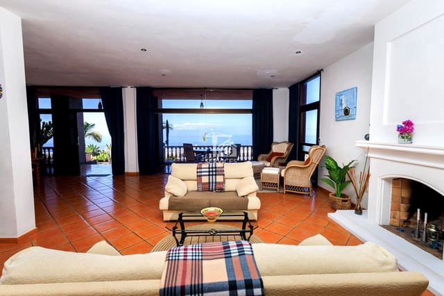 4 soveværelse Finca/Landehus til salg i Guía de Isora med garage - € 695.000 (Ref: 9426547)