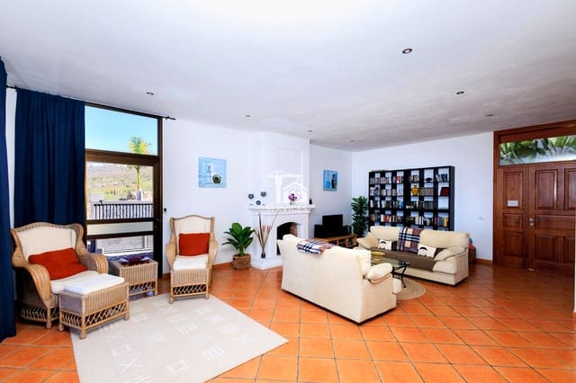 4 soveværelse Finca/Landehus til salg i Guía de Isora med garage - € 695.000 (Ref: 9426547)