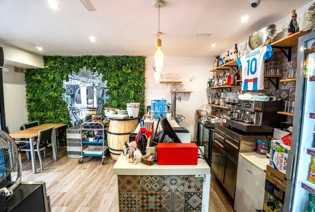 2 Zimmer Firma/Unternehmen zu vermieten in Torviscas Bajo, Adeje - 2.000 € (Ref: 9428926)