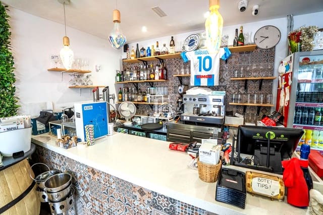 2 Zimmer Firma/Unternehmen zu vermieten in Torviscas Bajo, Adeje - 2.000 € (Ref: 9428926)