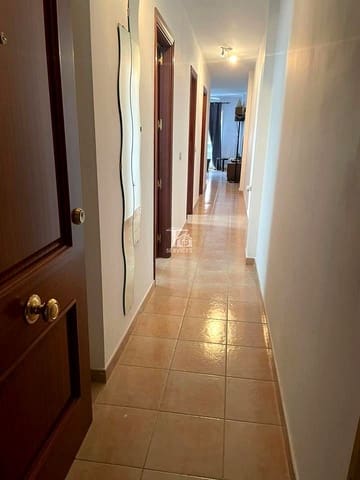 2 bedroom Flat for sale in Granadilla de Abona with garage - € 190,000 (Ref: 9442882)