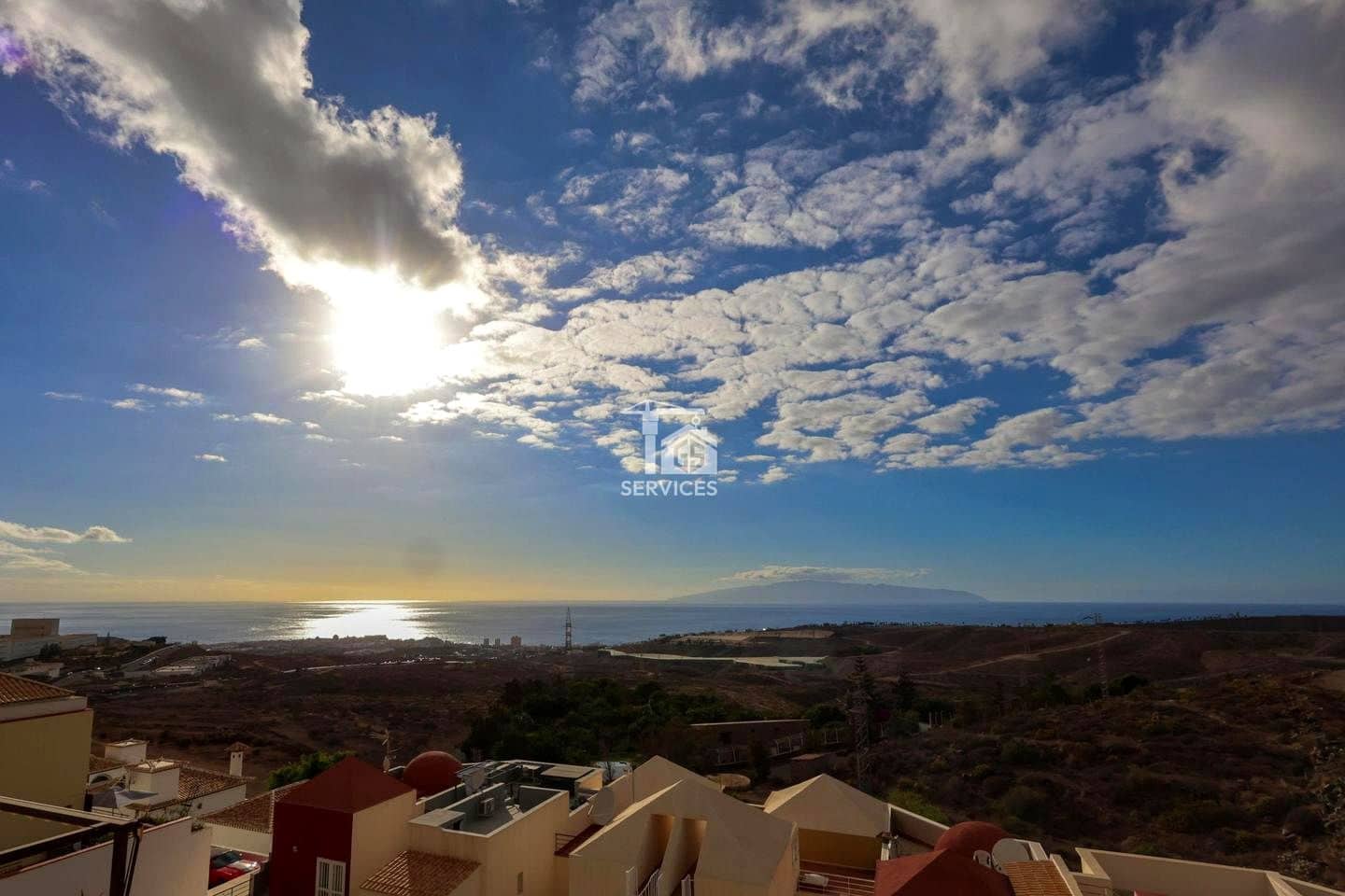 3 soverom Villa til salgs i Arona med garasje - € 480 000 (Ref: 9447328)