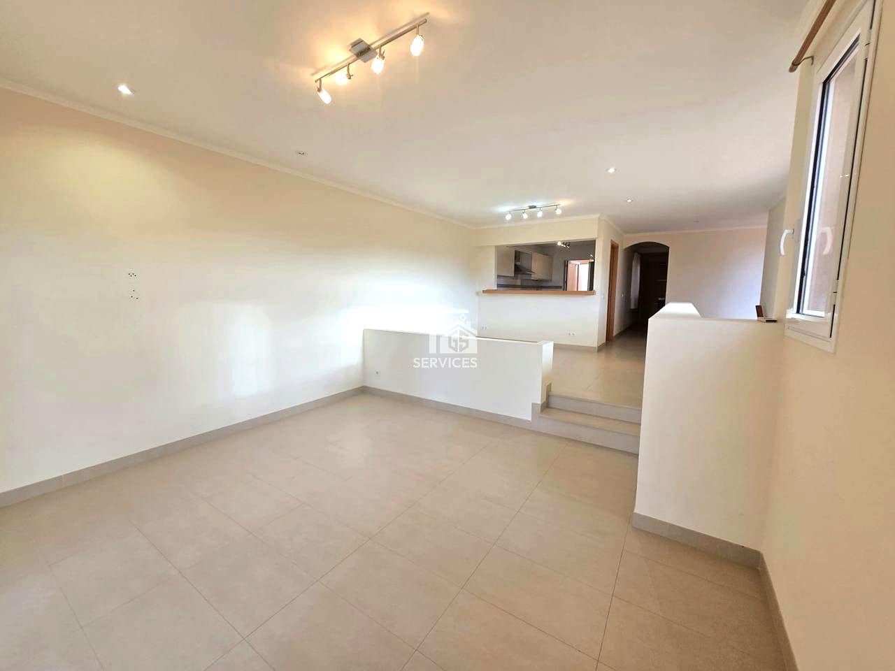 2 bedroom Villa for rent in Costa Adeje with pool garage - € 3,500 (Ref: 9447330)