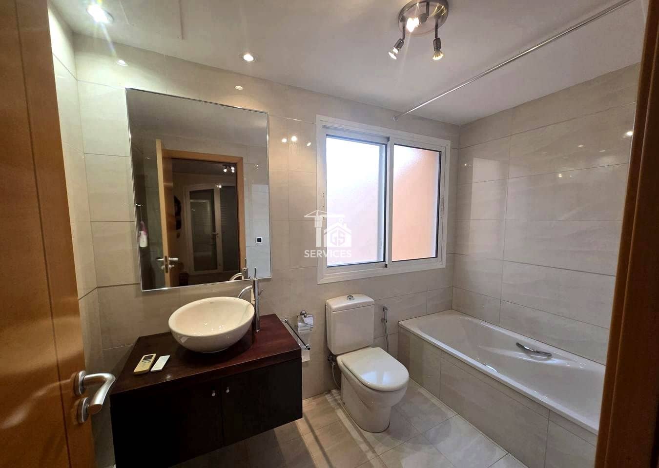 2 bedroom Villa for rent in Costa Adeje with pool garage - € 3,500 (Ref: 9447330)