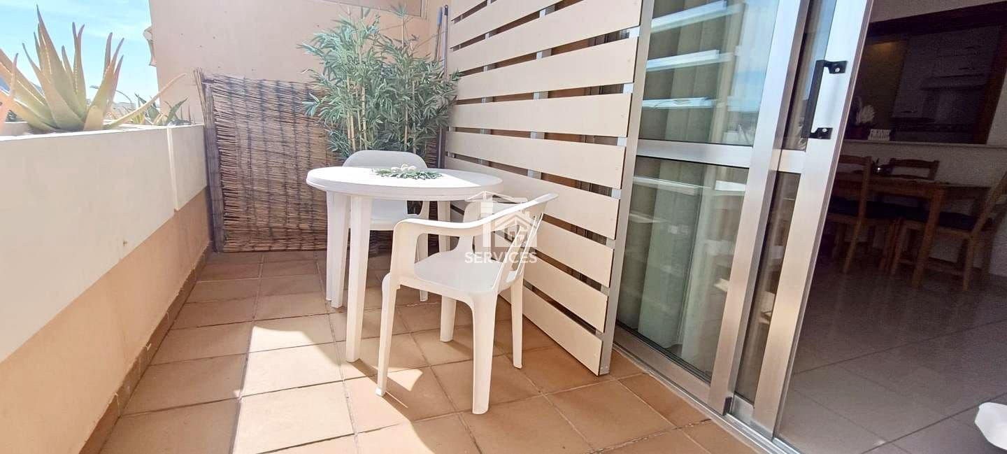 1 makuuhuone Asunto myytävänä paikassa Arona mukana uima-altaan 
autotalli - 295 000 € (Ref: 9448487)