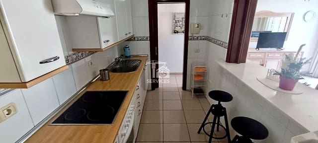 1 slaapkamer Flat te koop in Los Cristianos, Arona met zwembad garage - € 285.000 (Ref: 9448487)