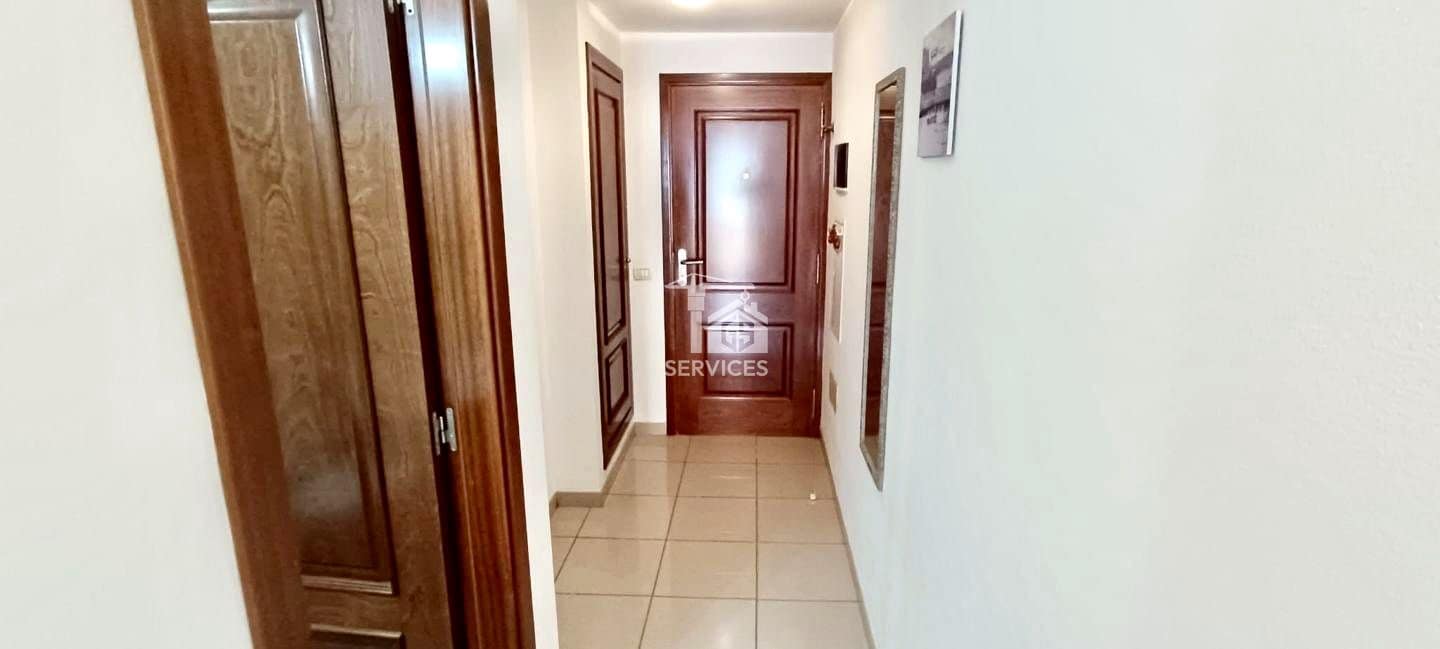 1 makuuhuone Asunto myytävänä paikassa Arona mukana uima-altaan 
autotalli - 295 000 € (Ref: 9448487)