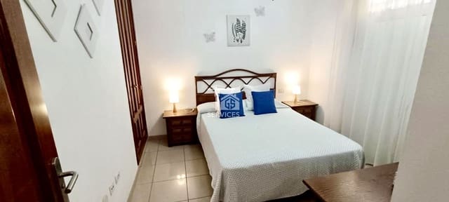 1 slaapkamer Flat te koop in Los Cristianos, Arona met zwembad garage - € 285.000 (Ref: 9448487)