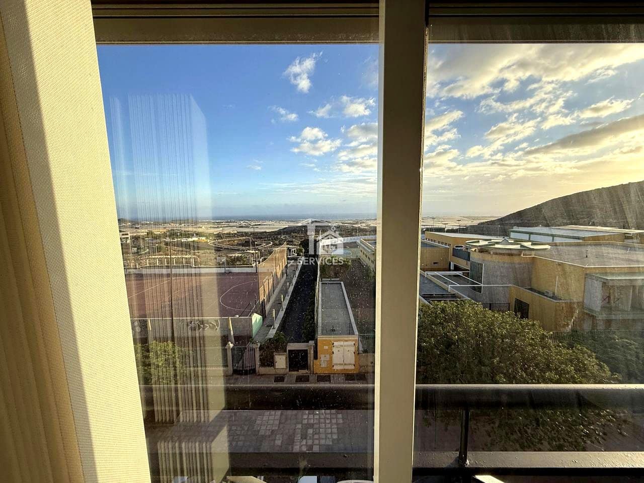 2 soverom Leilighet til salgs i Arona med garasje - € 335 000 (Ref: 9450037)