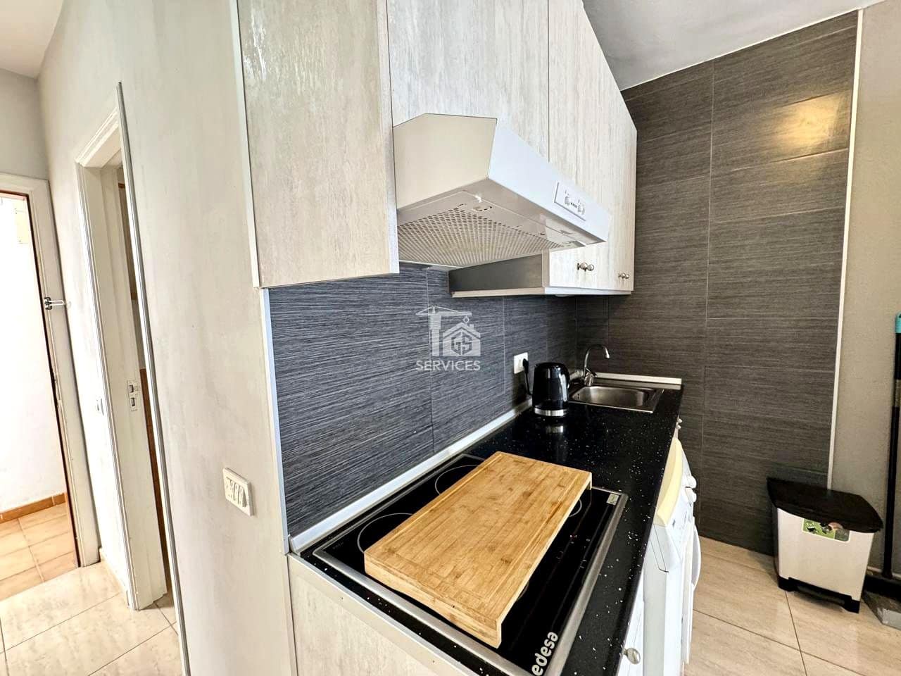 1 sovrum Lägenhet till salu i Arona med pool garage - 235 000 € (Ref: 9450038)