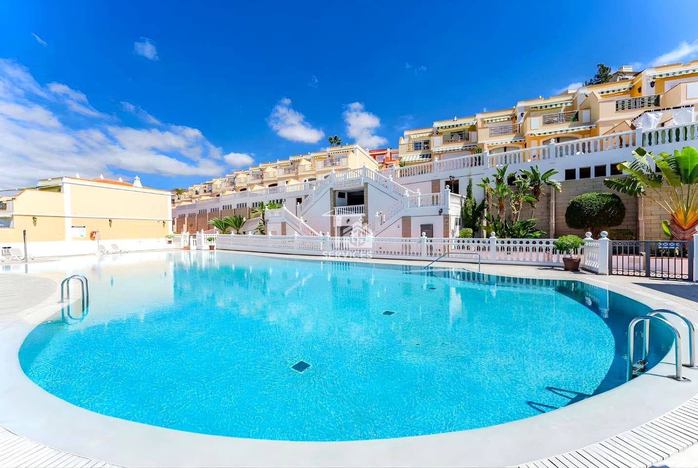 1 slaapkamer Flat te koop in Costa Adeje met zwembad - € 580.000 (Ref: 9450039)