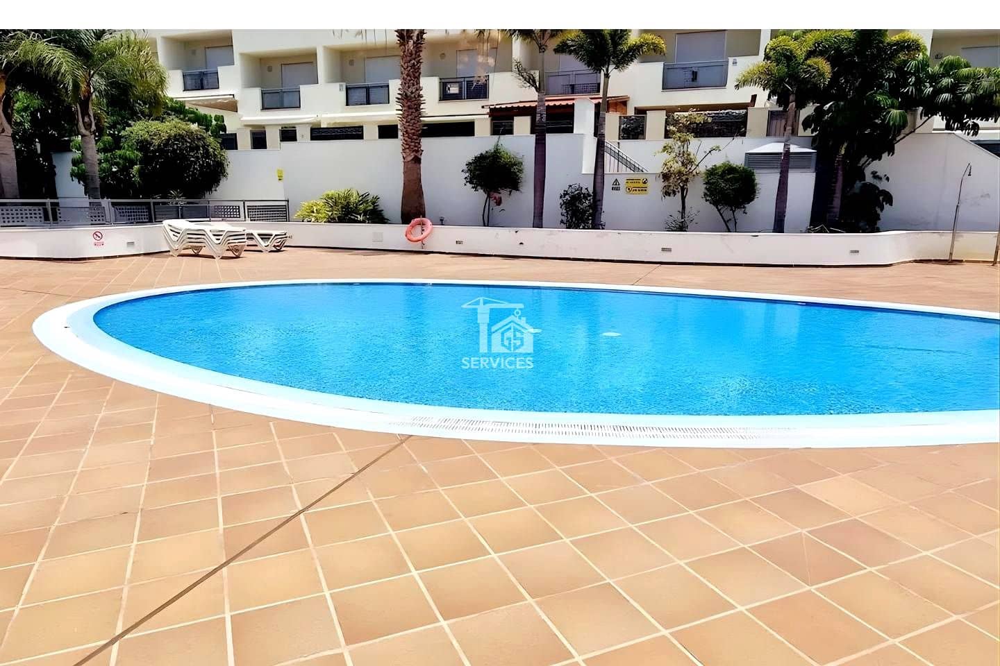3 sypialnia Willa na sprzedaż w Costa Adeje z basenem garażem - 470 000 € (Ref: 9451674)