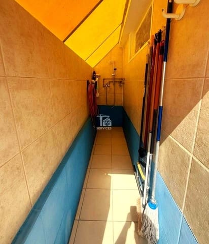 Chalet de 4 habitaciones en Torviscas Centro y Alto, Adeje en venta con garaje - 589.000 € (Ref: 9452927)