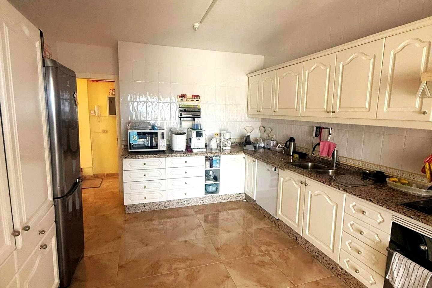 Chalet de 4 habitaciones en Costa Adeje en venta con garaje - 589.000 € (Ref: 9452927)