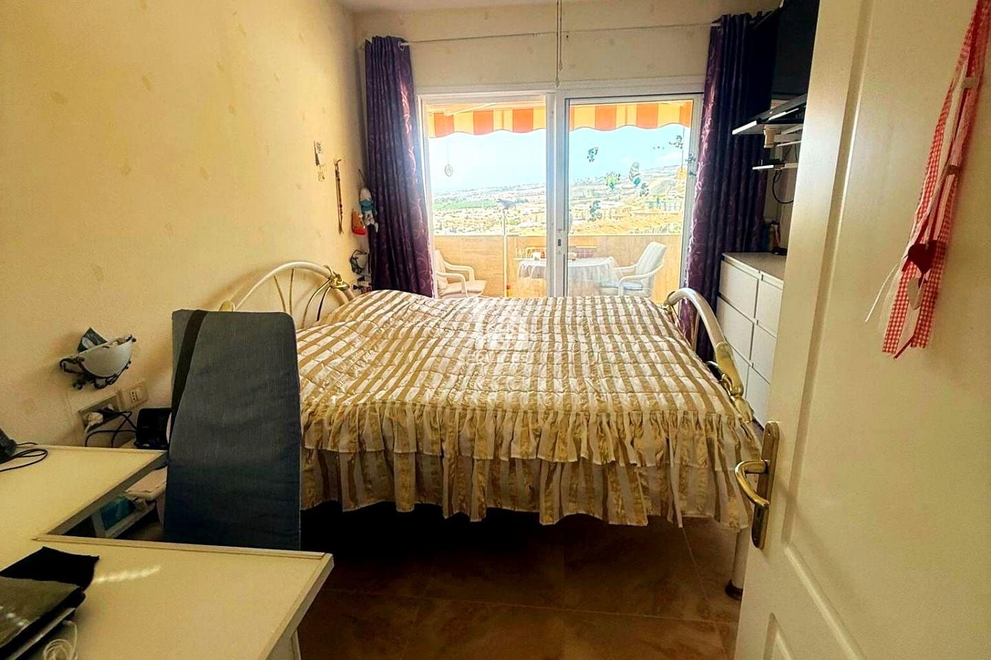 Chalet de 4 habitaciones en Costa Adeje en venta con garaje - 589.000 € (Ref: 9452927)