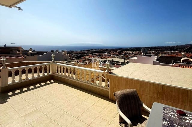 Chalet de 4 habitaciones en Torviscas Centro y Alto, Adeje en venta con garaje - 589.000 € (Ref: 9452927)