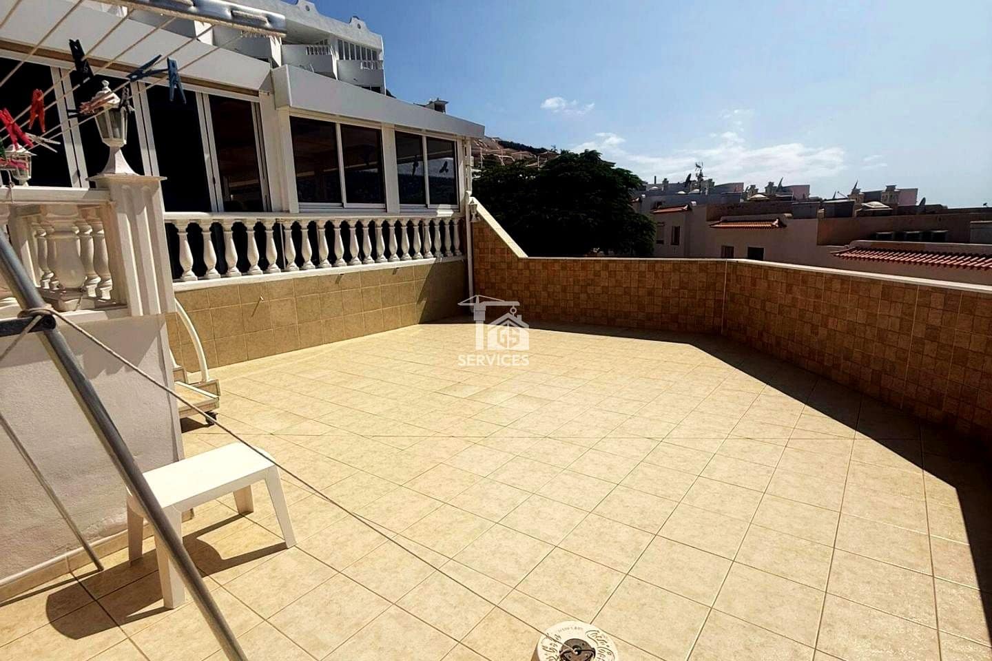 Chalet de 4 habitaciones en Costa Adeje en venta con garaje - 589.000 € (Ref: 9452927)