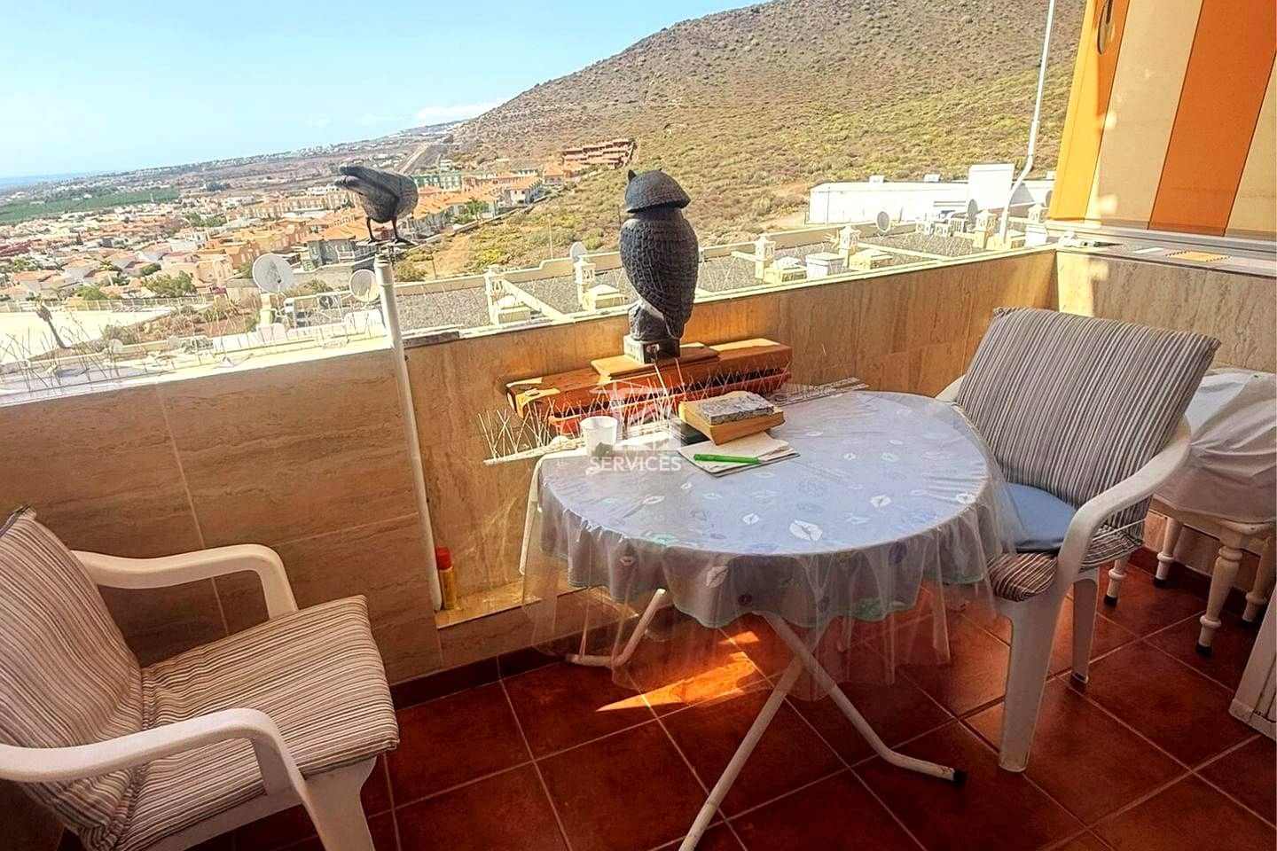 Chalet de 4 habitaciones en Costa Adeje en venta con garaje - 589.000 € (Ref: 9452927)